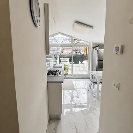 Apartment Immobiliare La Rosetana - Residenza Bianca *
