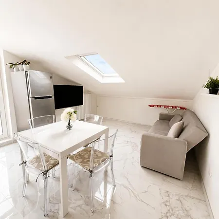 Immobiliare La Rosetana - Residenza Bianca Apartment