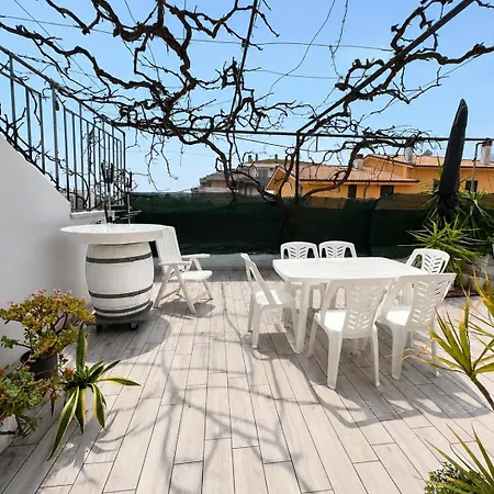 Immobiliare La Rosetana - Residenza Bianca Apartment *